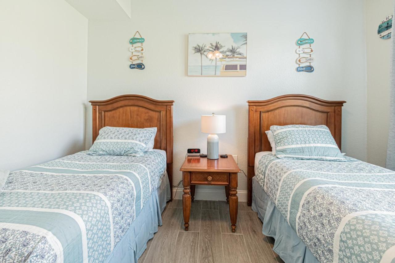 Greenlinks At Lely Luxury White Orchid Fully Renovated Modern 1St Floor 3Bdr Golf Resort Villa Naples Exterior photo
